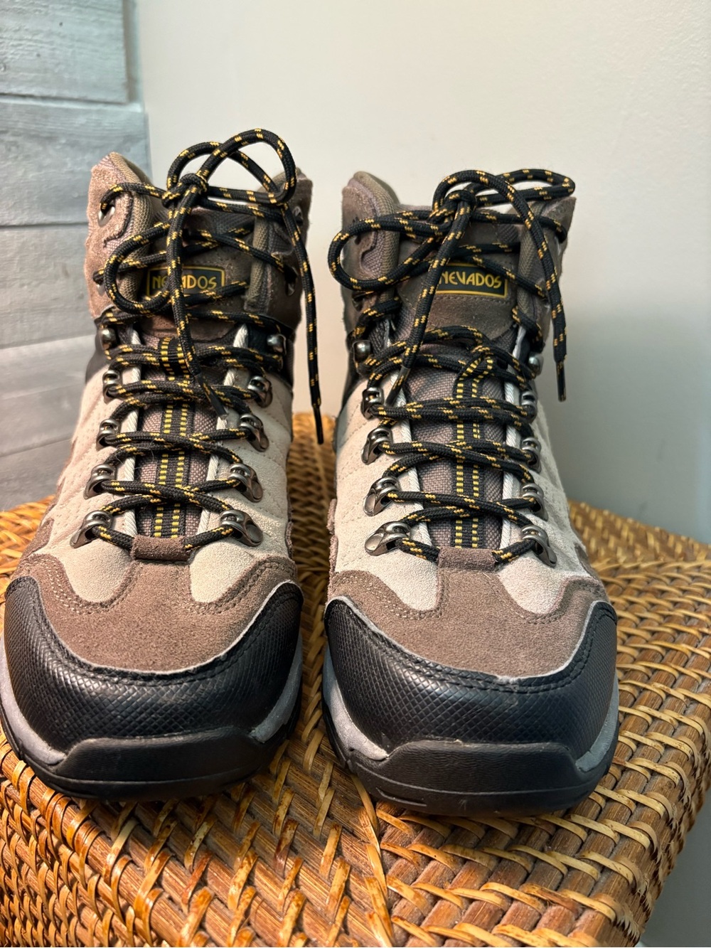 Nevados Men's Taupe and Brown Waterproof Hiking Boots